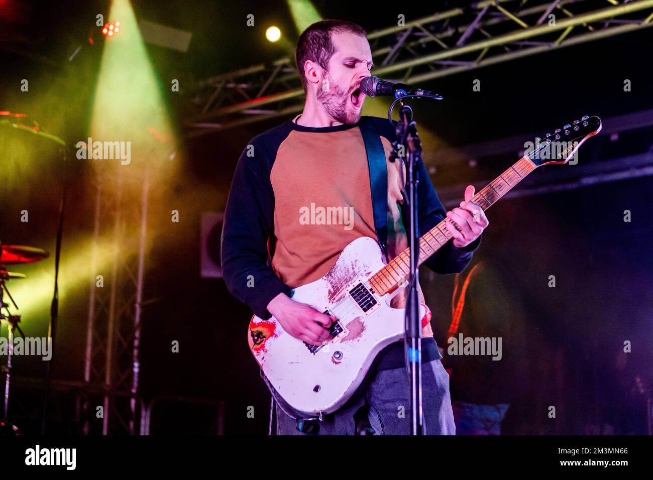 Milano, Italia. 15th Dec, 2022. Jack Underkofler of Dead Poet Society la band musicale suona dal vivo al Circolo Magnolia, Milano. (Foto di Mairo Cinquetti/SOPA Images/Sipa USA) Credit: Sipa USA/Alamy Live News Foto Stock