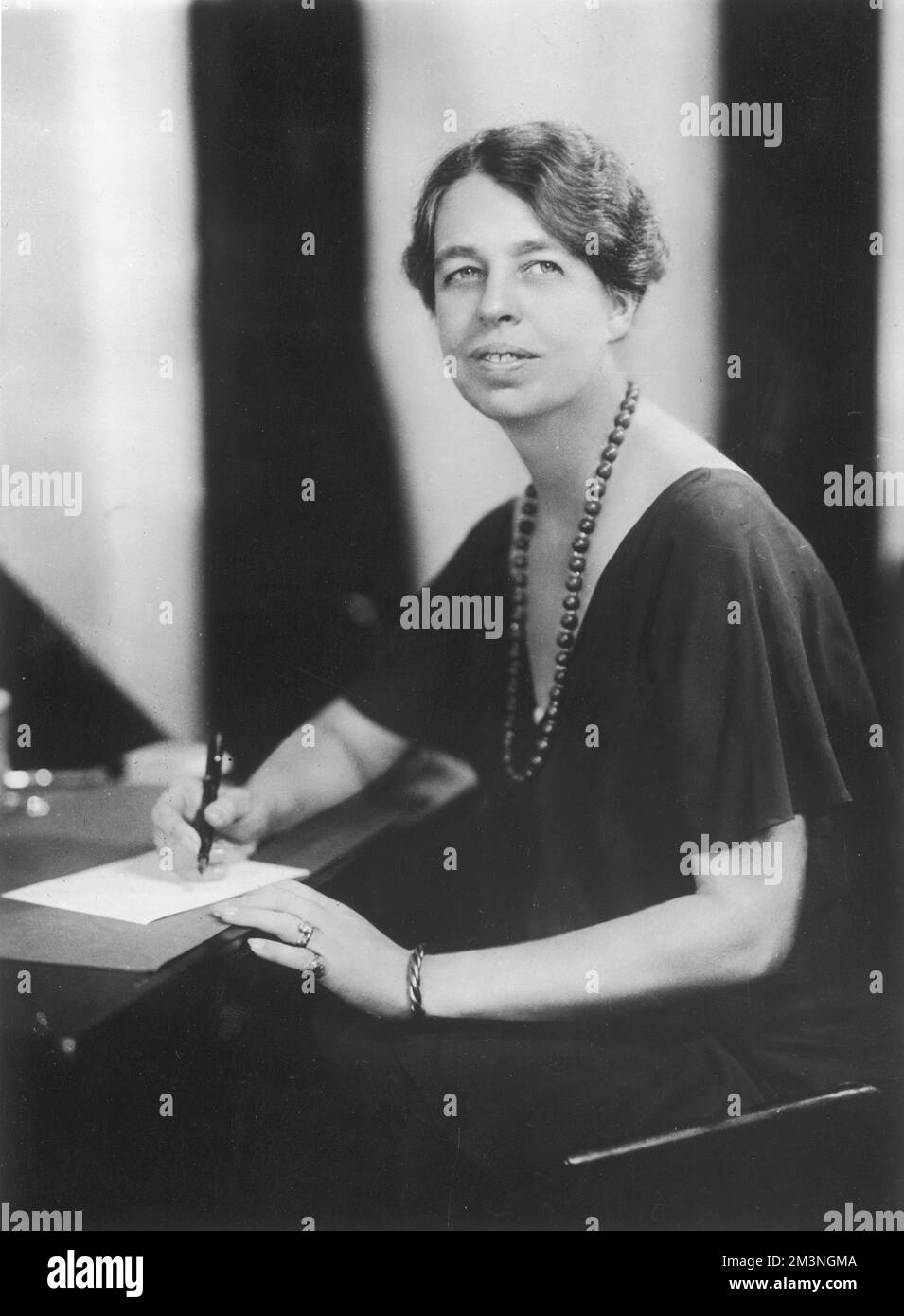 Ritratto di Eleanor Roosevelt (1884-1962), diplomatico americano, diplomatico delle Nazioni Unite e moglie di Franklin Delano Roosevelt. Data: c.1930 Foto Stock