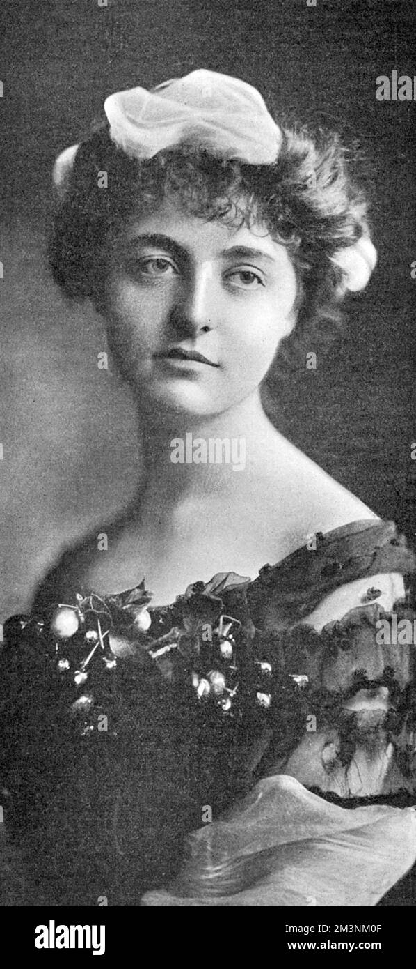 Sidney Gibson Bowles (1880 - 1963), figlia di Thomas Gibson Bowles (fondatore della Lady and English Vanity Fair e MP), raffigurato al momento del suo impegno con l'on. David Mitford, in seguito Lord Redesdale. Madre delle famose sorelle Mitford. 1904 Foto Stock