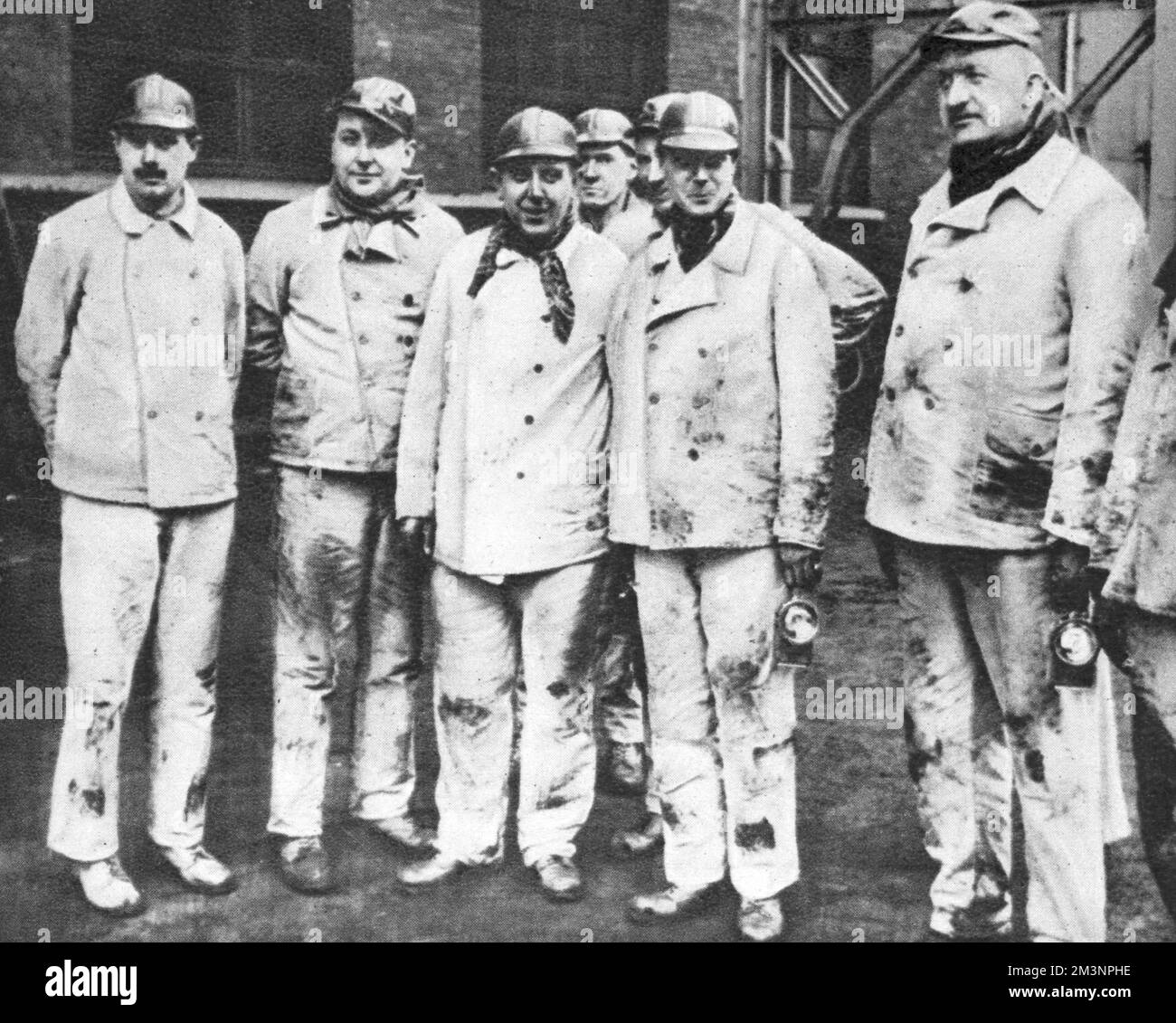 Il duca di Windsor visita una miniera tedesca, 1937 Foto Stock