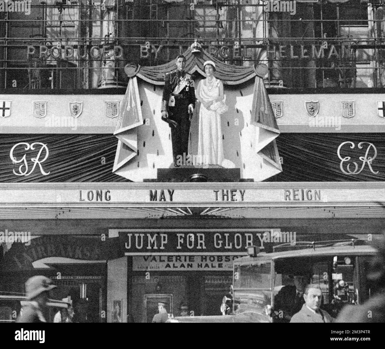London Pavilion decorato per l'incoronazione Foto Stock