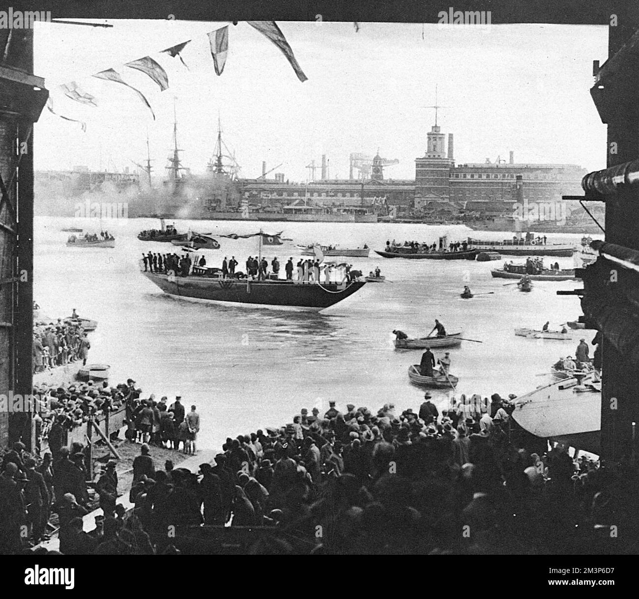 Lancio di Shamrock V. Foto Stock