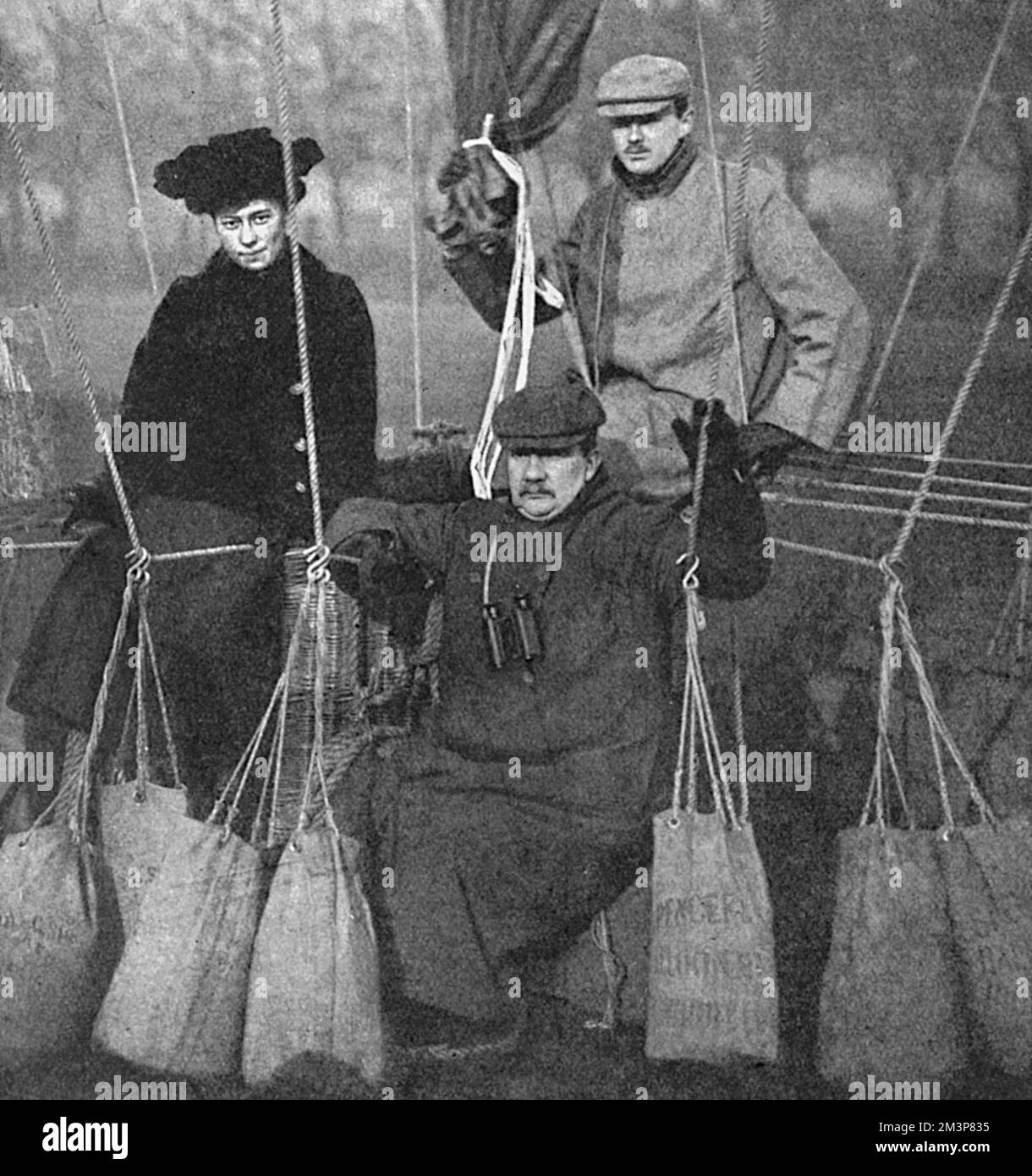Prima Butler I fondatori del Royal Aero Club, da sinistra a destra, sono le ...
