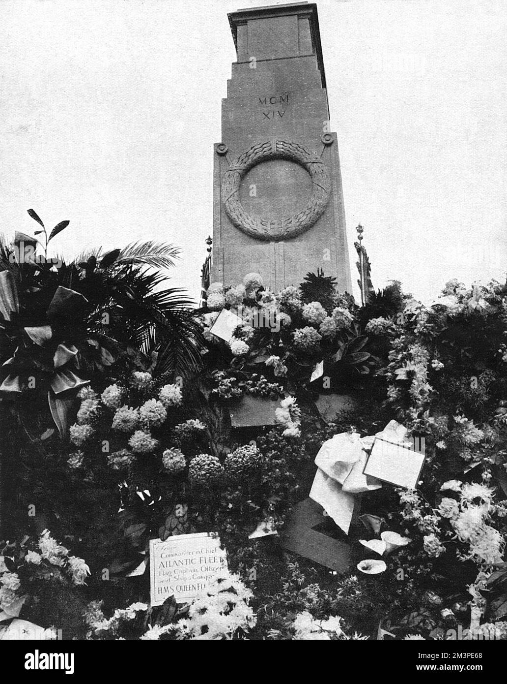 Il cenotafio coperto di fiori, novembre 1920 Foto Stock