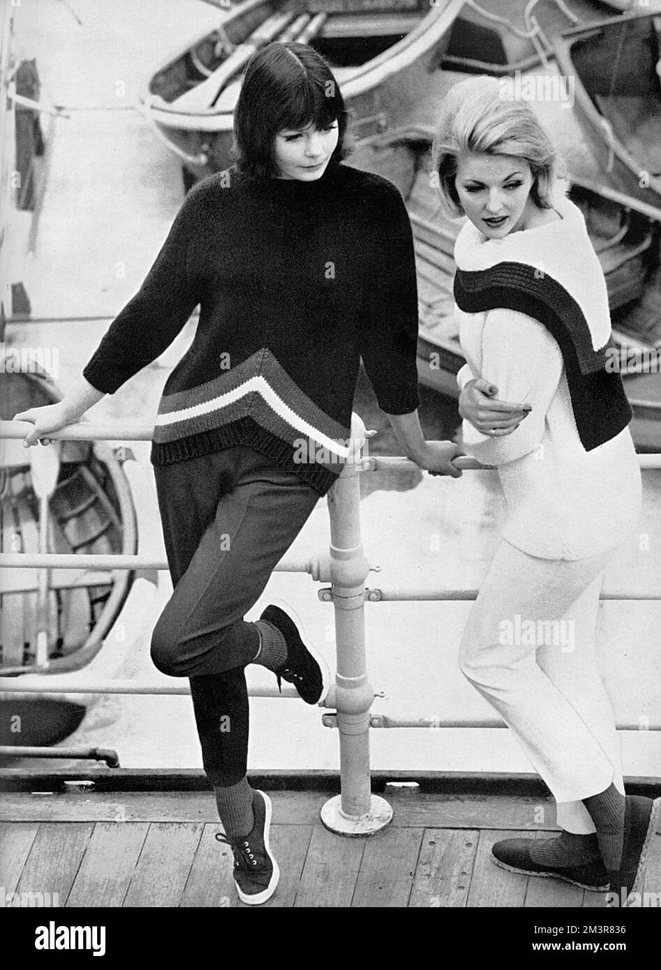 Maglioni lavorati a maglia di Dior Foto Stock