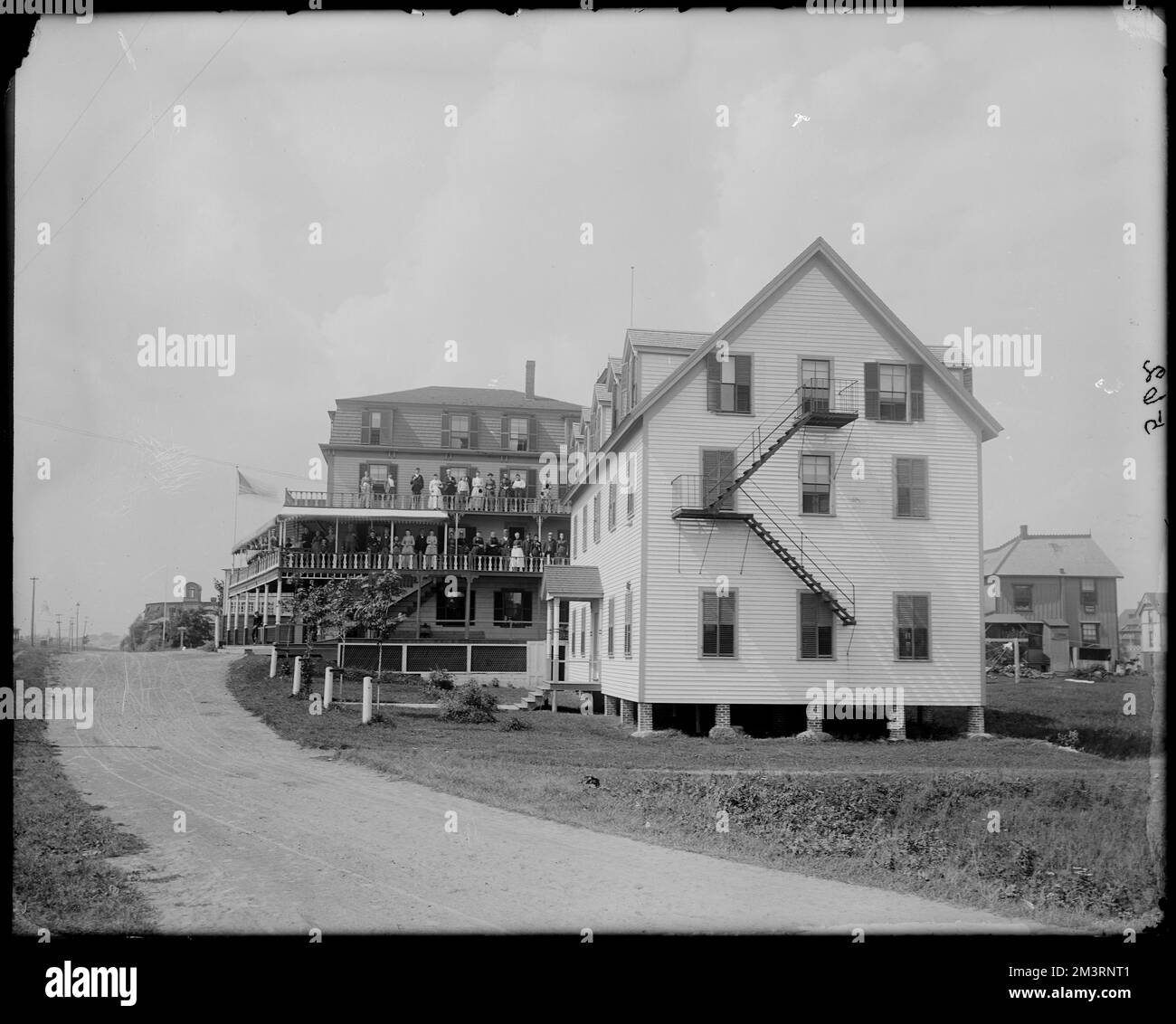 Salem, Juniper Point, Casa Atlantica , Capes Coasts, Case. Frank Cousins Collezione di negativi in lastra di vetro Foto Stock