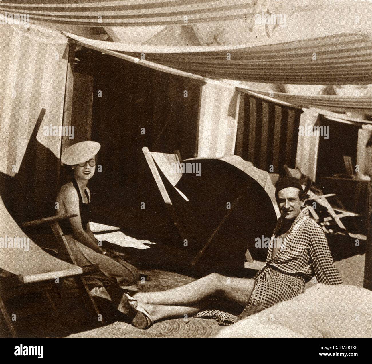 Cecil Beaton e Lady Diana Abdy, Lido di Venezia, Italia Foto Stock