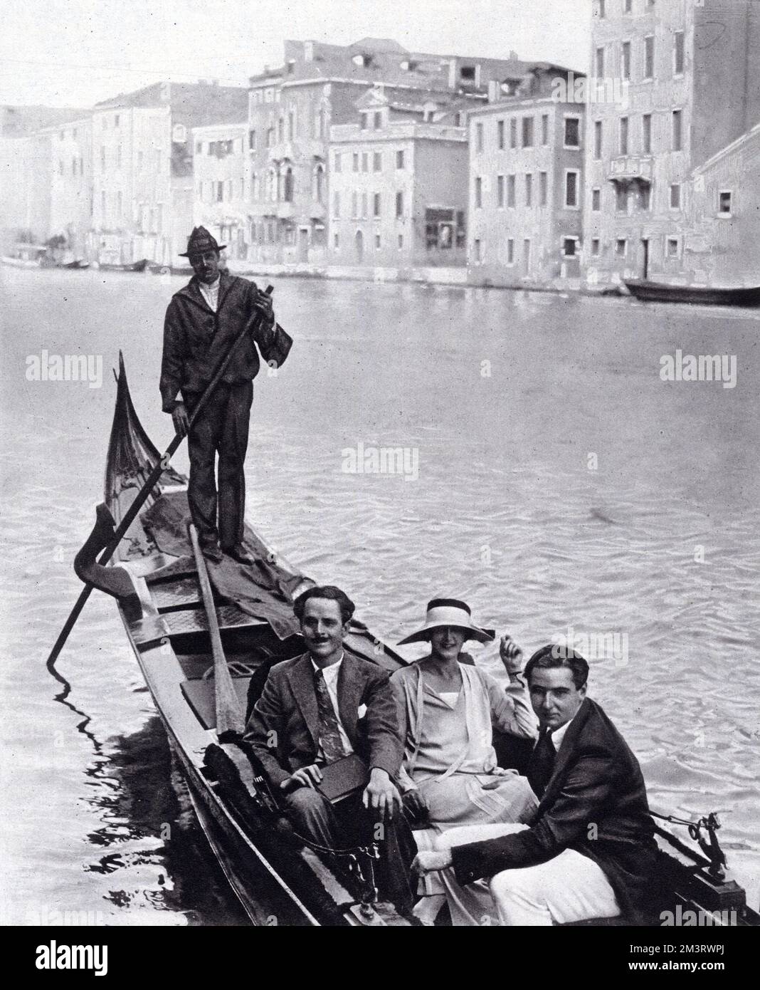 Oswald e Cynthia Mosley in un giorno di riposo a Venezia Foto Stock