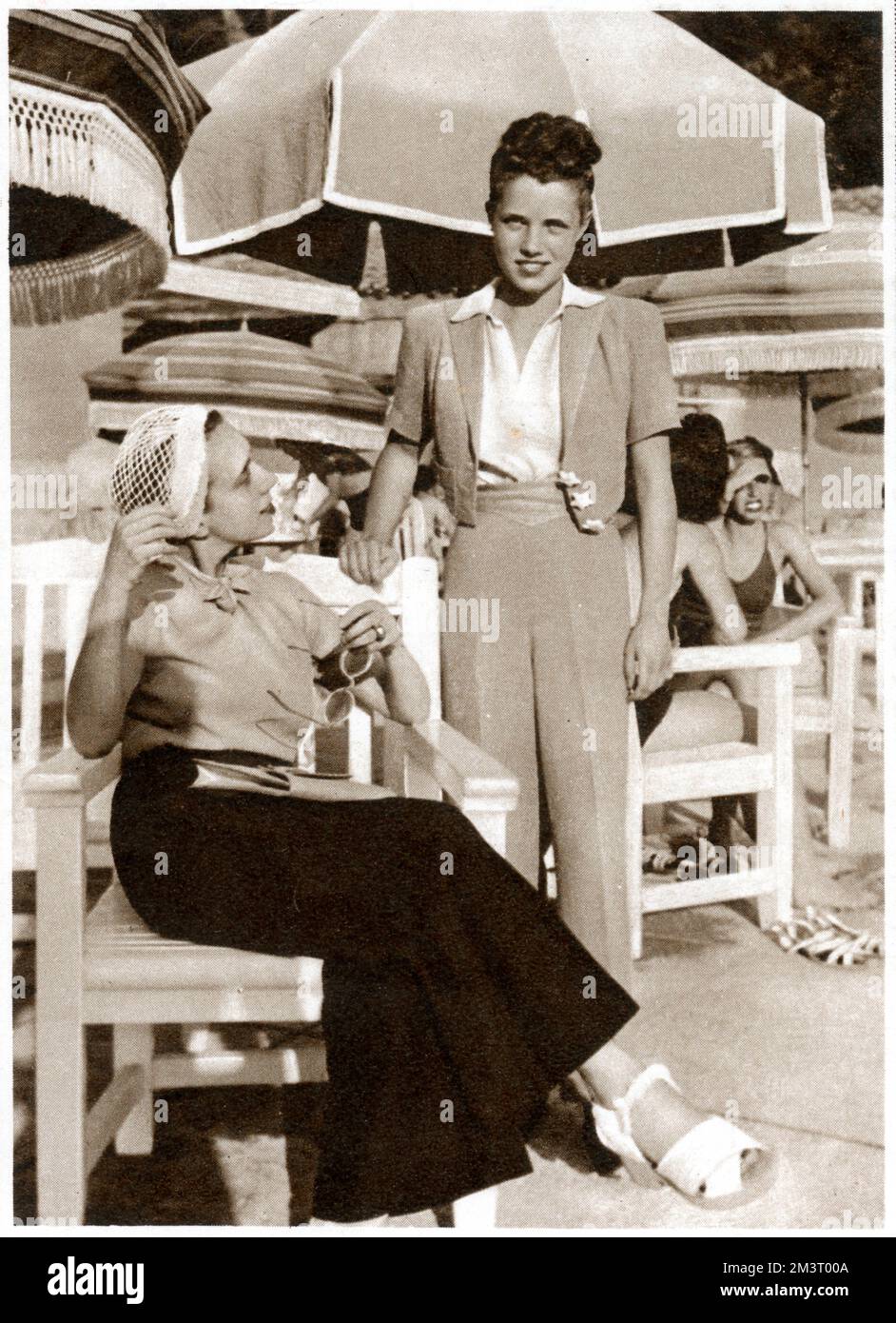 Elsa Schiaparelli e la figlia Gogo a Monte Carlo Foto Stock