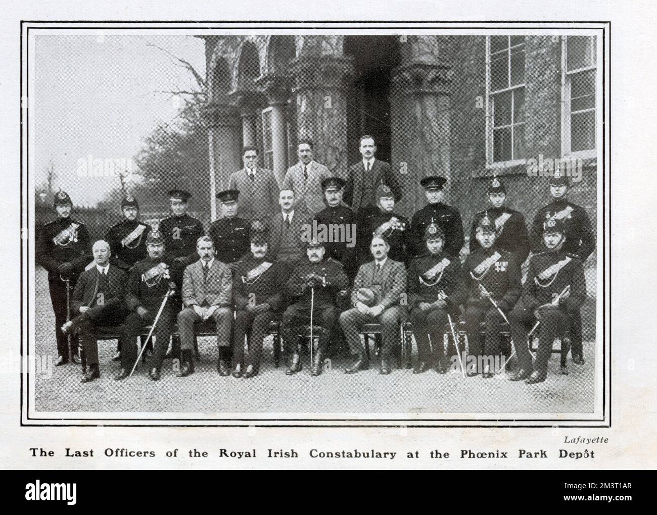 Gli ultimi ufficiali del Royal Ulster Constabulary (RUC) presso il Phoenix Park Depot. Foto Stock
