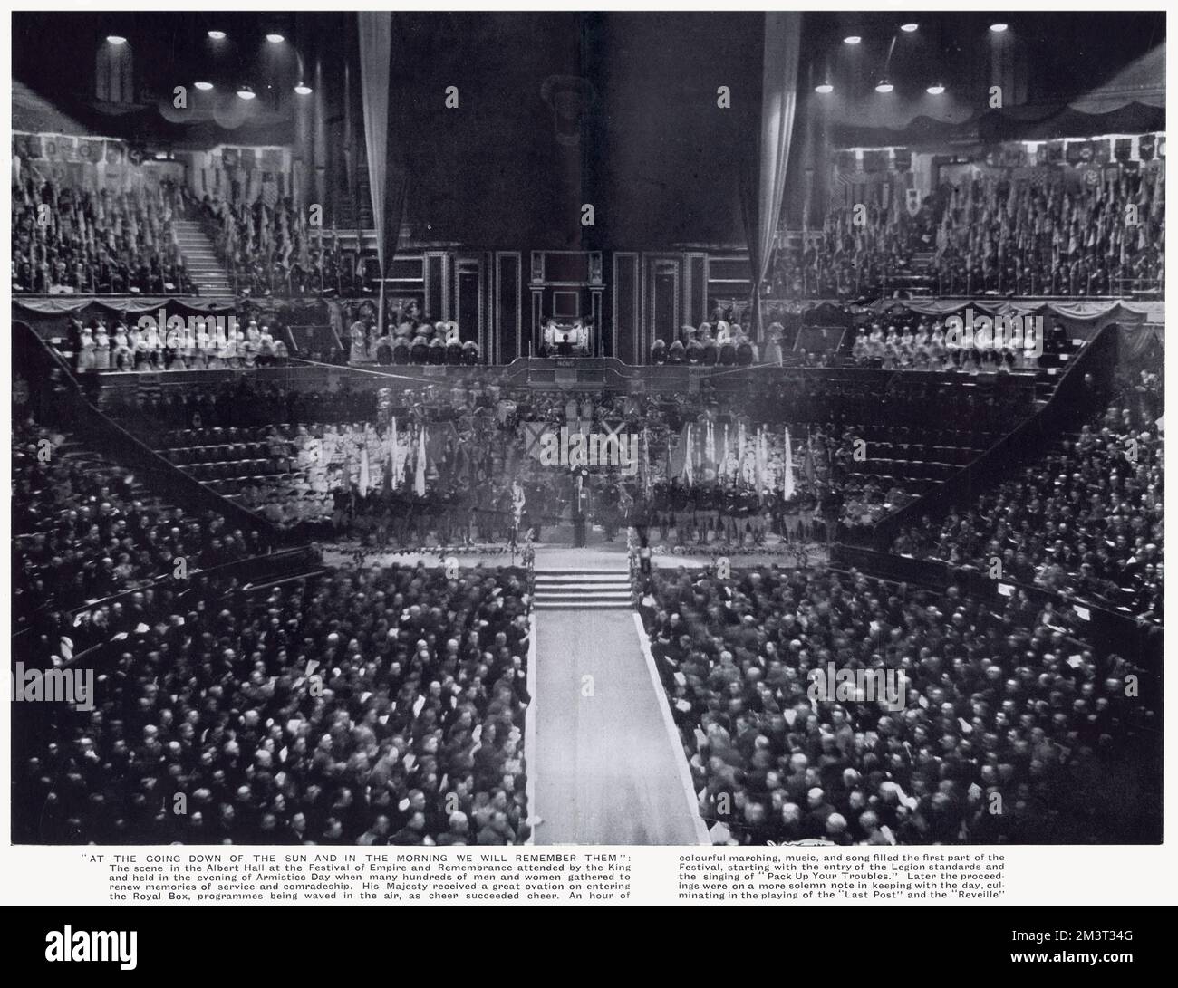 Il British Legion Festival of Remembrance alla Royal Albert Hall di cui ha partecipato il re Edoardo VIII - si è tenuto la sera del giorno dell'armistizio - 11 novembre 1936. Foto Stock
