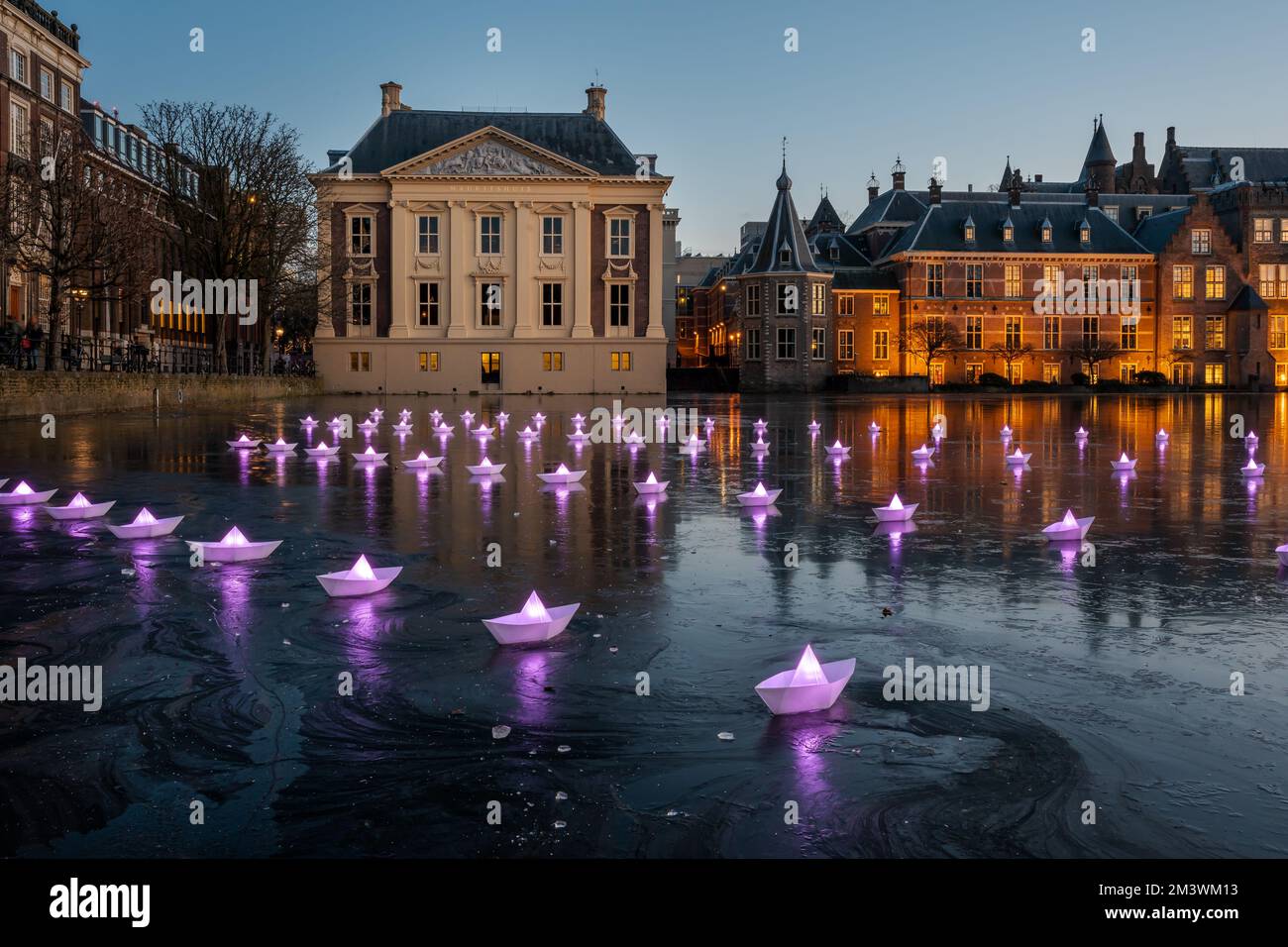 Mauritshuis museo d'arte a l'Aia, Paesi Bassi - proiezione video - ragazza con un orecchino perla Foto Stock