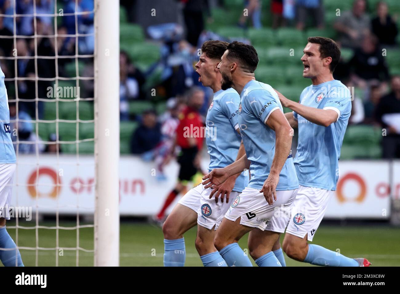 Melbourne, Australia, 17 dicembre 2022. Melbourne City festeggia un gol durante la Partita di football maschile della A-League tra Melbourne City e Melbourne Victory all'AAMI Park il 17 dicembre 2022 a Melbourne, Australia. Credit: Dave Hewison/Speed Media/Alamy Live News Foto Stock