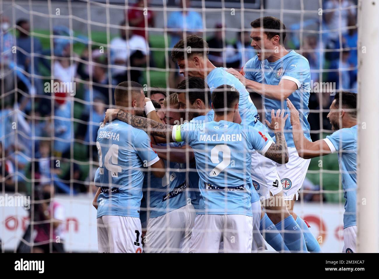 Melbourne, Australia, 17 dicembre 2022. Melbourne City festeggia un gol durante la Partita di football maschile della A-League tra Melbourne City e Melbourne Victory all'AAMI Park il 17 dicembre 2022 a Melbourne, Australia. Credit: Dave Hewison/Speed Media/Alamy Live News Foto Stock