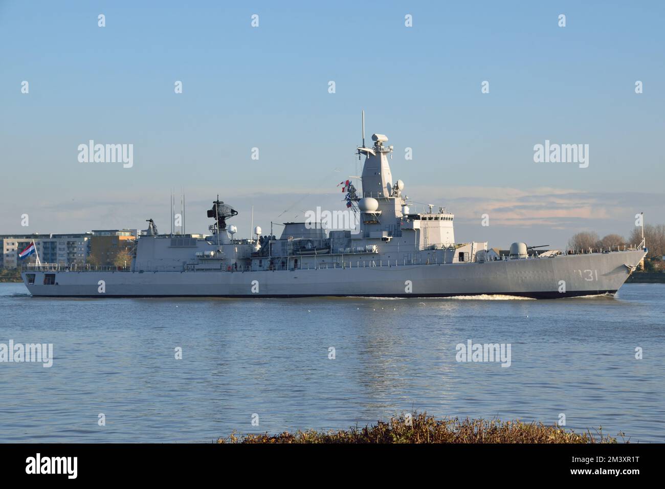 Nave da guerra olandese HNLMS VAN AMSTEL sul Tamigi a Londra Foto Stock