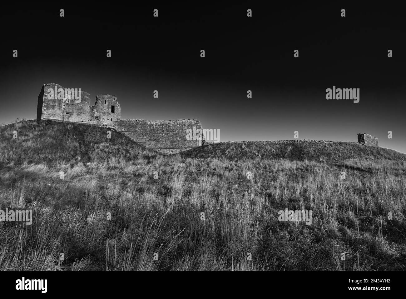 Castello di Duffus, Monocromo Foto Stock