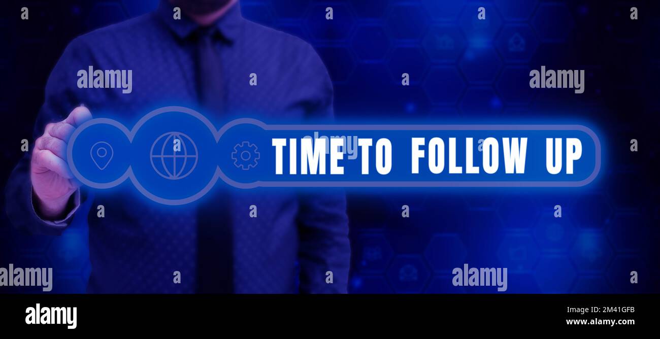 Scrittura manuale del testo tempo di follow-up. Approccio aziendale richiesta dell'attività precedente o continuazione delle informazioni Foto Stock