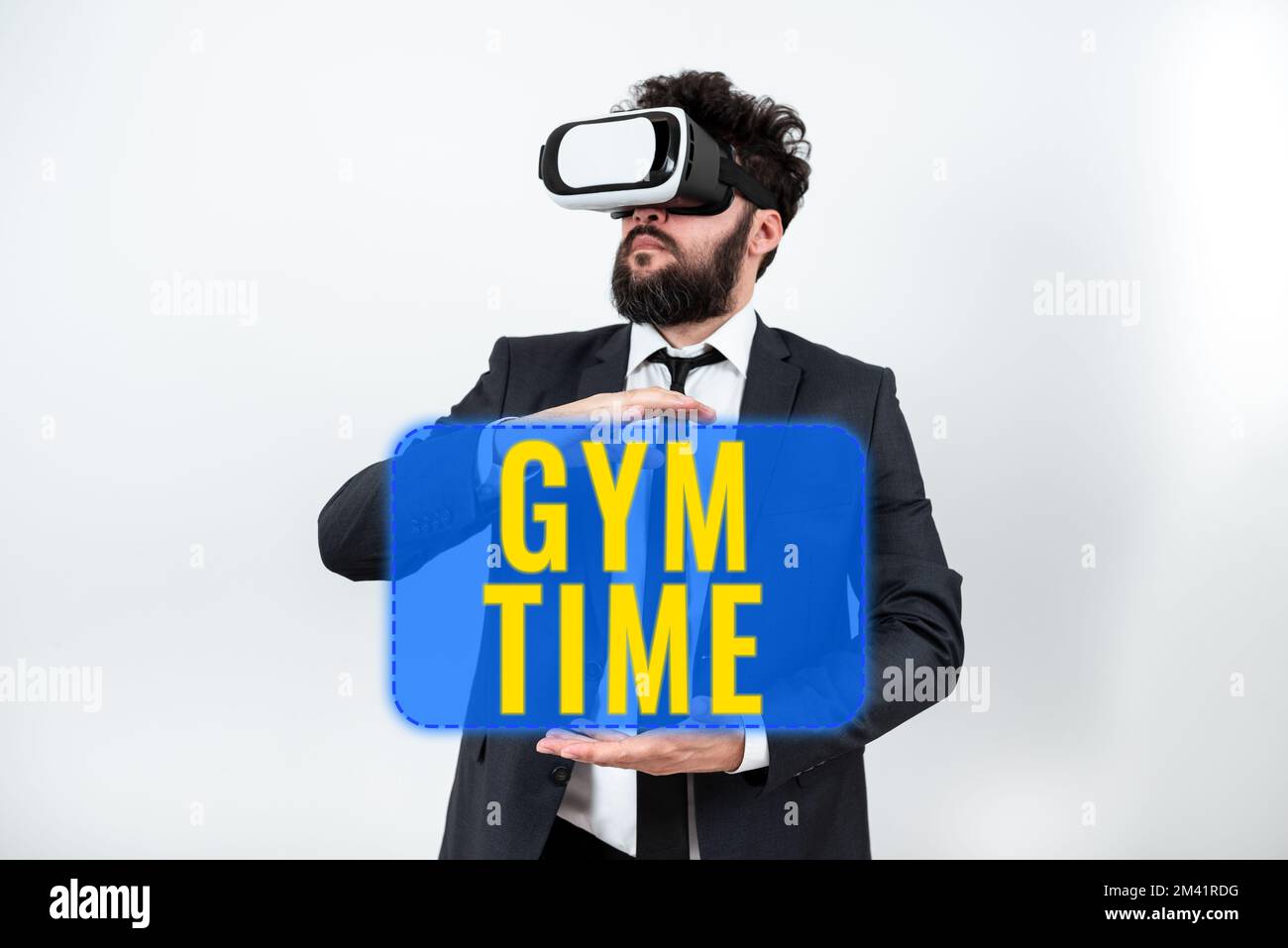 Segno di scrittura a mano Gym Time. Parola per una motivazione per cominciare ad esercitarsi fuori fare le esercitazioni idoneità Foto Stock