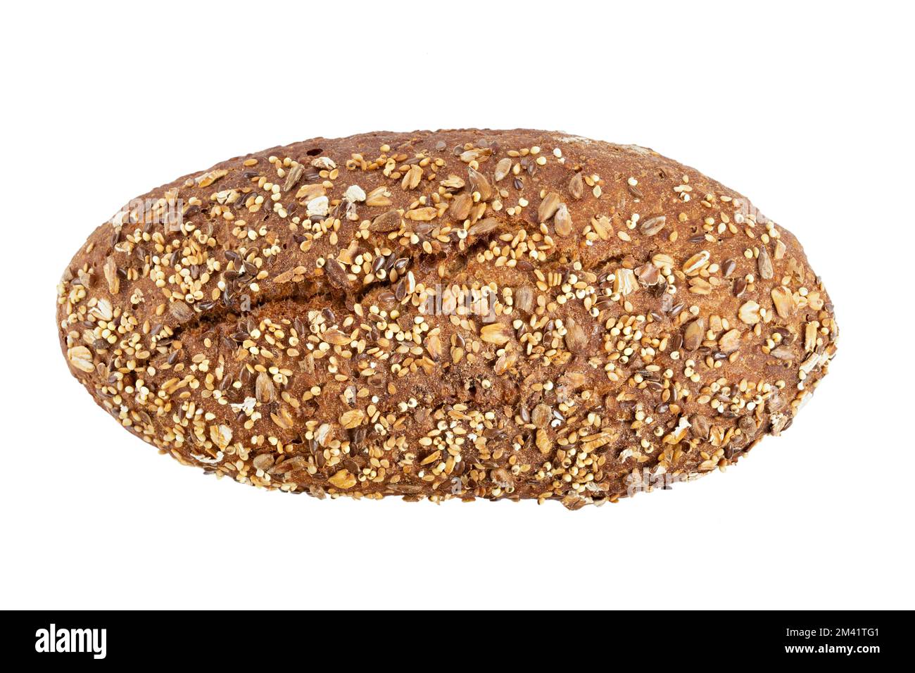 Pane multigrain fatto in casa isolato su sfondo bianco. Il file contiene il percorso di ritaglio. Foto Stock