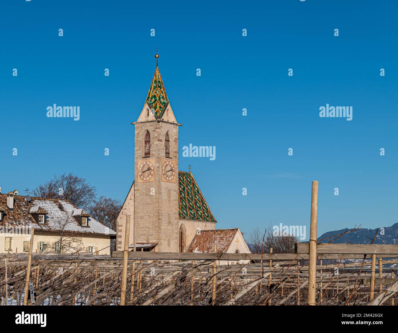 St Chiesa gotica Vigilius (15th ° secolo) nella frazione di Caldaro in Alto Adige - Altenburg (Castelvecchio) paese in Alto Adige - Italia settentrionale Foto Stock
