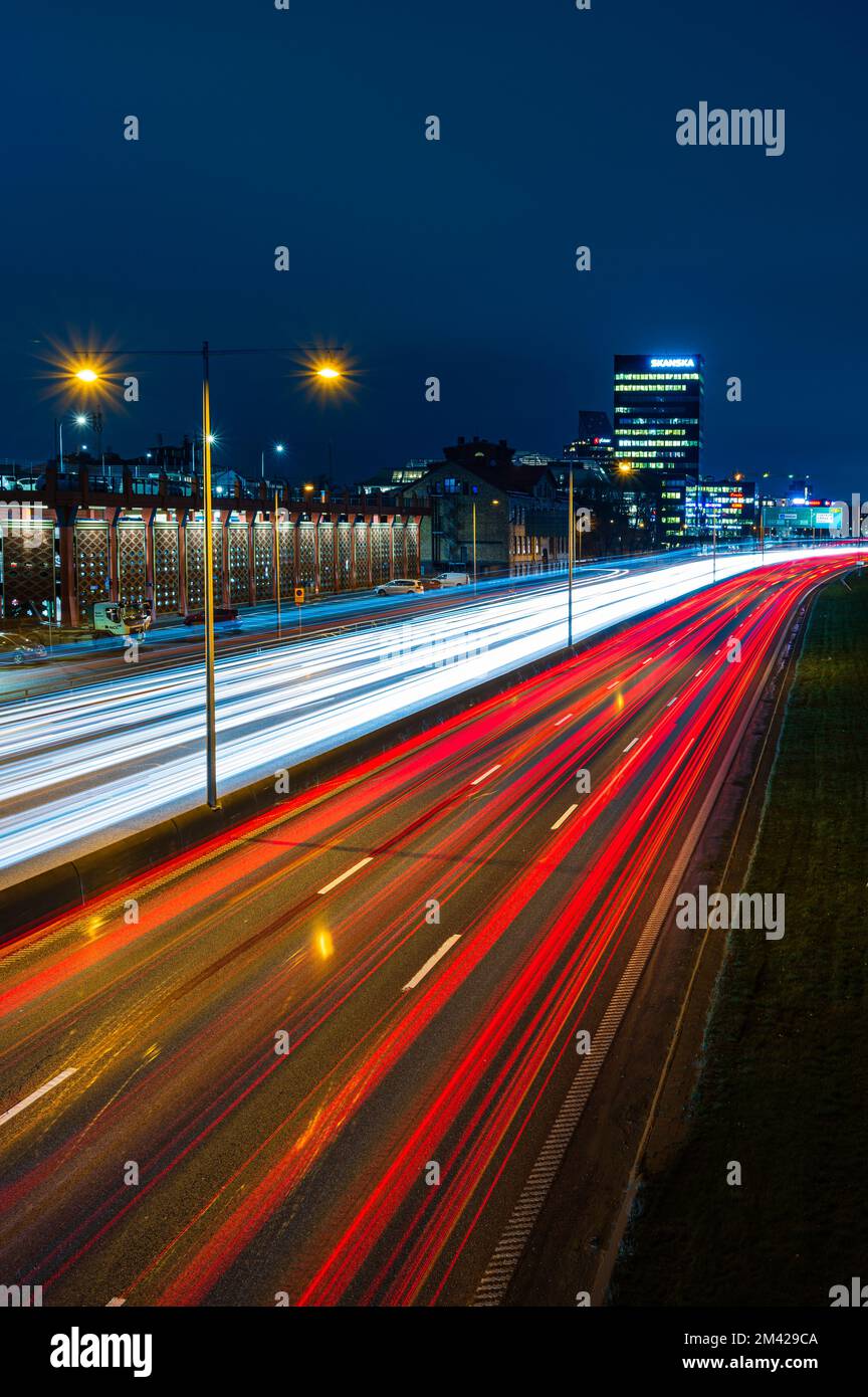 Sentieri di luce sull'autostrada Foto Stock