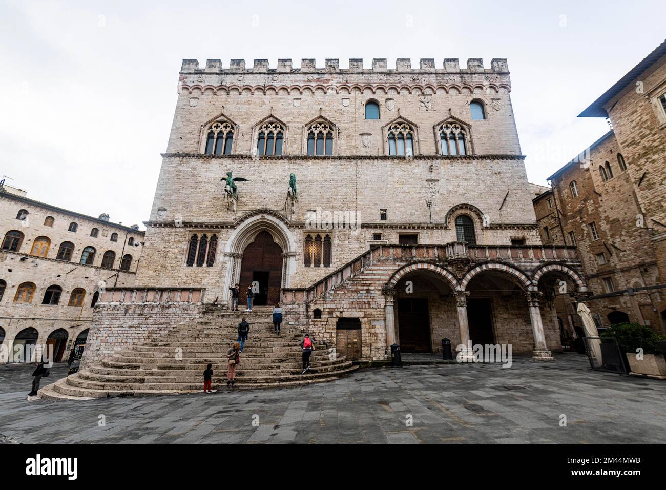 Palazzo dei Priori, centro storico di Perugia Foto Stock