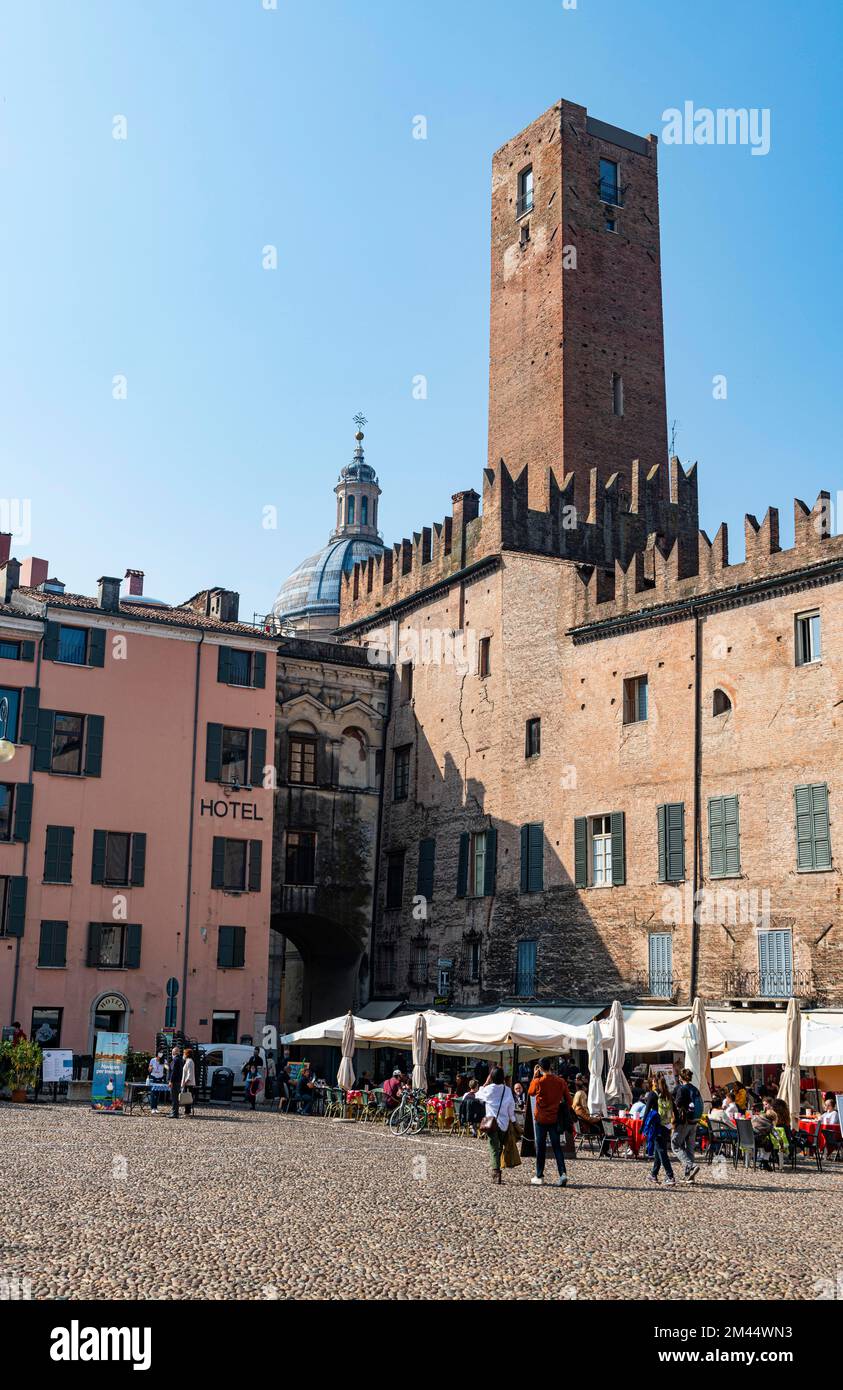 Torre del Gabbia, sito patrimonio dell'umanità dell'UNESCO di Mantova, Italia Foto Stock