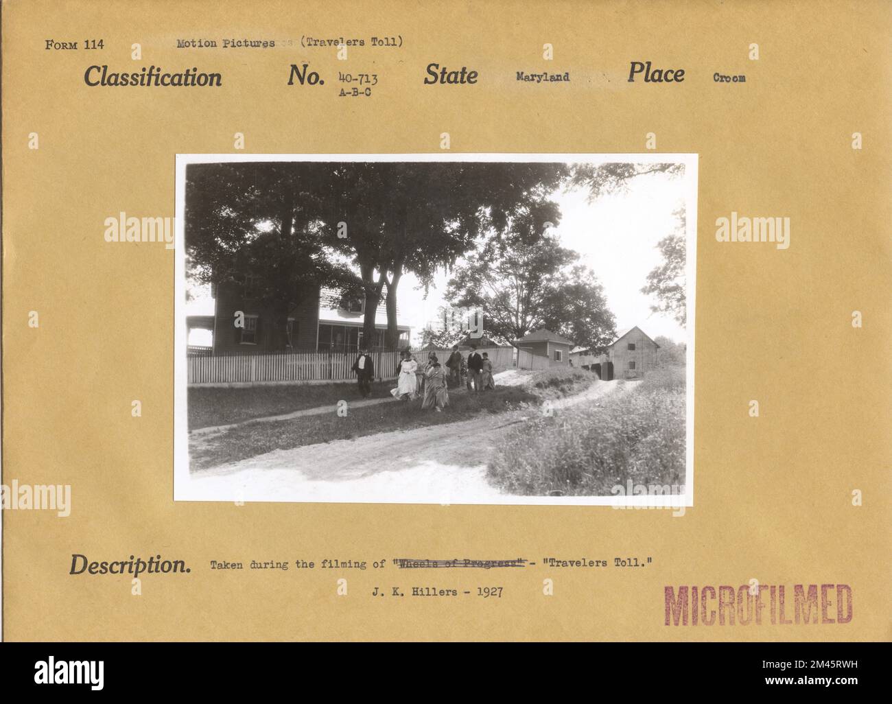 Fotografia scattata durante le riprese di 'Travellers Toll'. Didascalia originale: Ripresa durante le riprese di 'Travellers Toll.' J. K. Hillers - 1927. Stato: Maryland luogo: Croom. Foto Stock