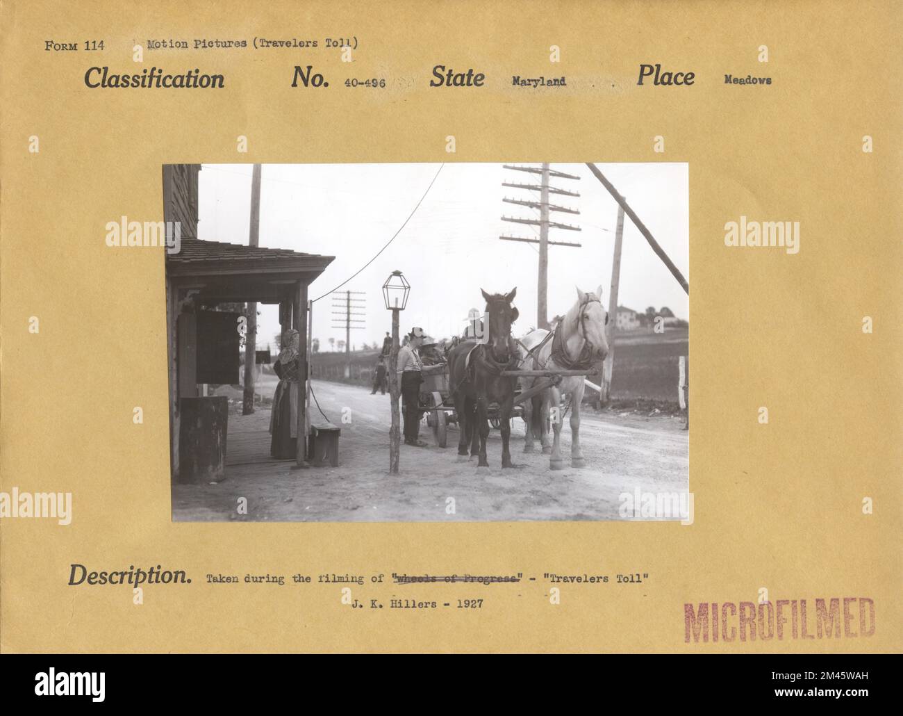 Fotografia scattata durante le riprese di 'Travellers Toll'. Didascalia originale: Ripresa durante le riprese di "Wheels of Progress" - "Travelers Toll." J. K. Hillers - 1927. Stato: Maryland luogo: Prati. Foto Stock