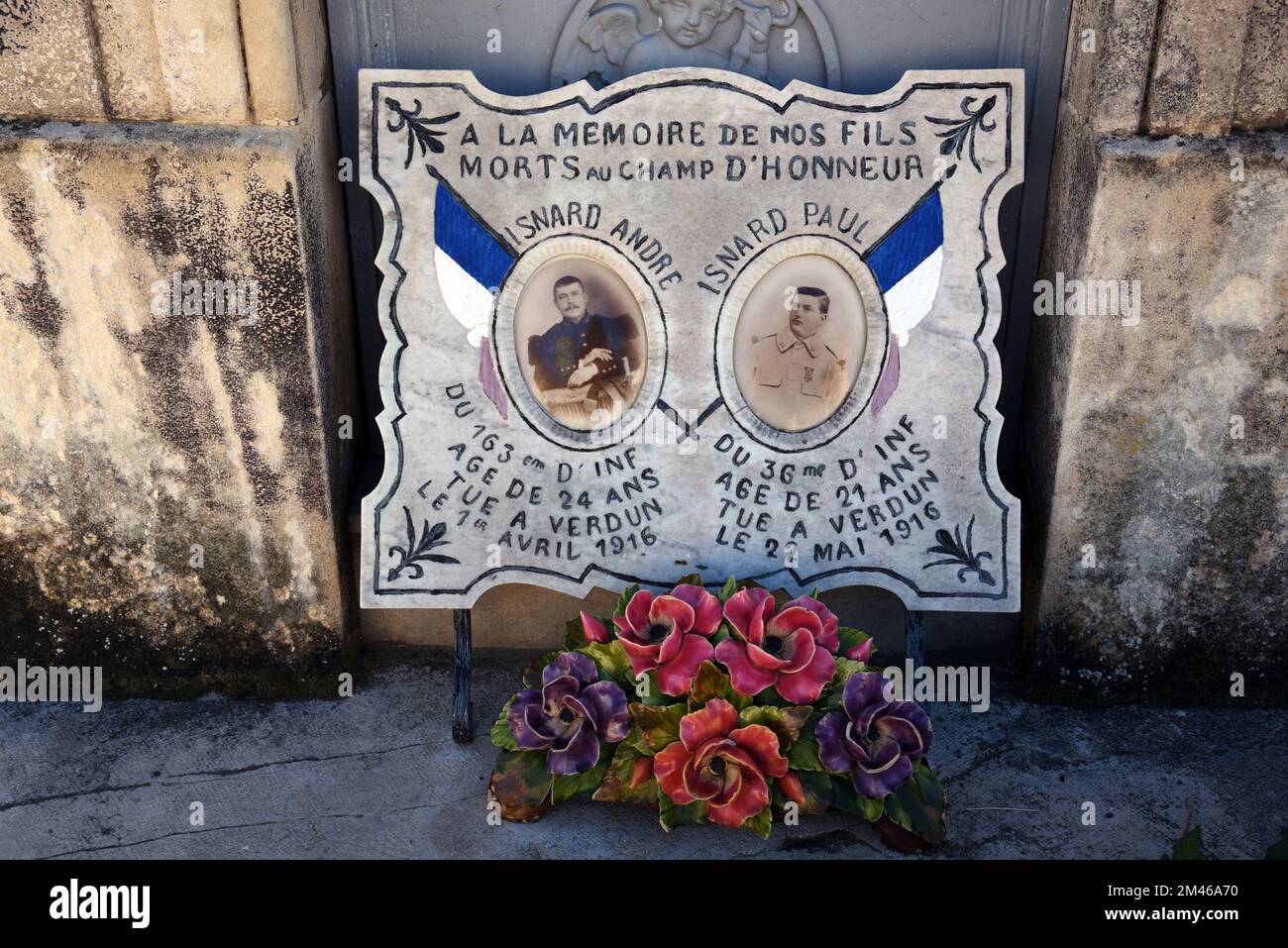 Tomba di due fratelli e soldati francesi uccisi nella Battaglia del Verdun 1916 (nel Passons Cemetery Aubagne) Foto Stock