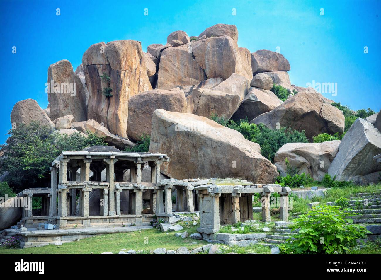 Massi e rocce, Hampi, patrimonio dell'umanità dell'UNESCO, distretto di Vijayanagara, Karnataka, India Foto Stock