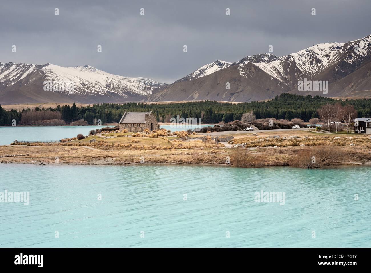 Bella scena di Chiesa di buon Pastore in inverno mattina, Lago Tekapo, Nuova Zelanda Sud Isola. Simbolo iconico della Nuova Zelanda. Foto Stock