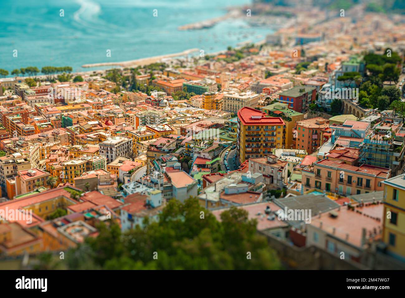 Quartiere ricco Chiaia sul lungomare di Napoli. Foto Stock