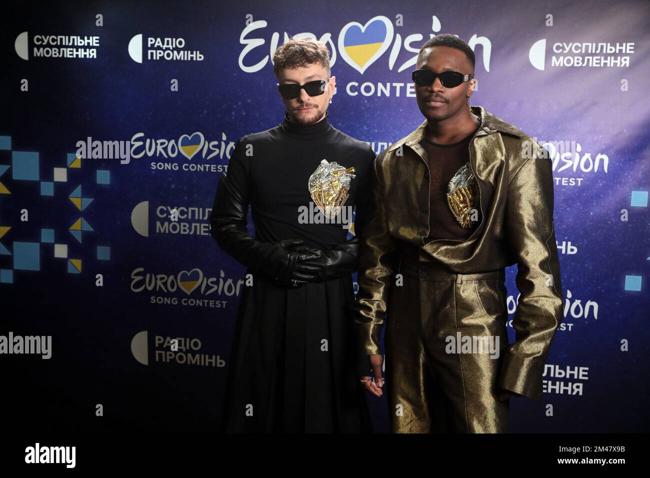 Kiev, Ucraina. 17th Dec, 2022. KIEV, UCRAINA - 17 DICEMBRE 2022 - i membri della band TVORCHI posano per una foto alla conferenza stampa dei vincitori della selezione nazionale per il Concorso Internazionale di canzoni Eurovision 2023, Kiev, capitale dell'Ucraina. NESSUN USO BIELORUSSIA. Credit: NurPhoto/Alamy Live News Foto Stock