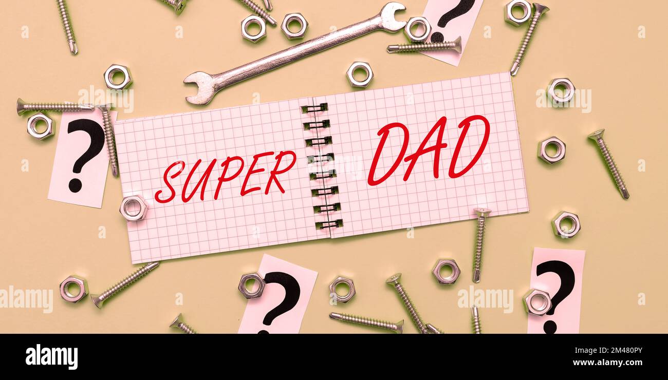 Didascalia concettuale Super papà. Concetto del Internet i bambini idol e supereroe un'ispirazione da guardare sopra a. Foto Stock