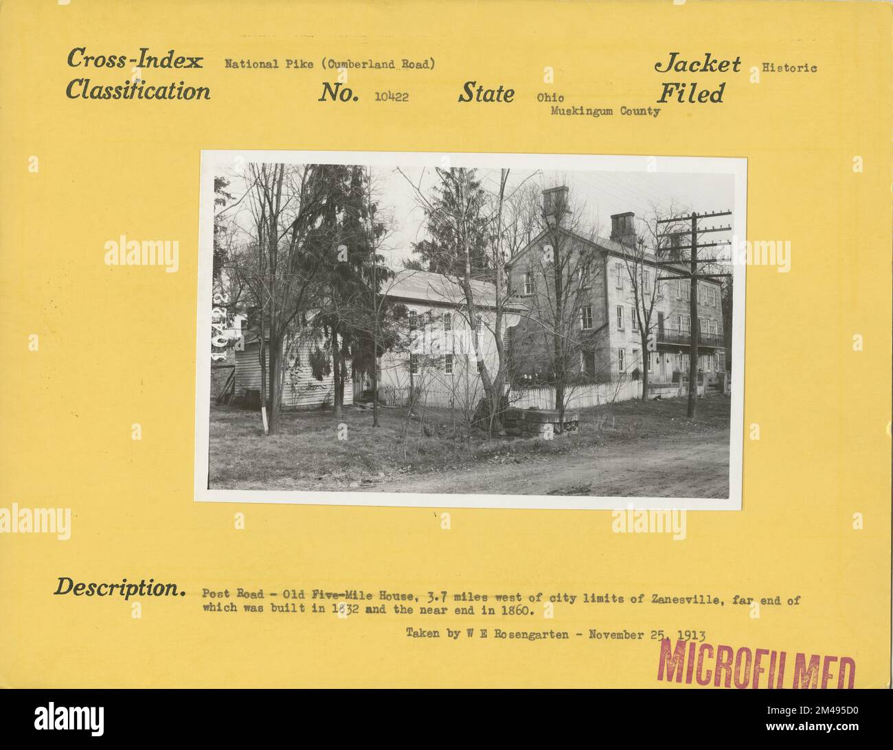Post Road, Old Five-Mile House, 3,7 km circa a ovest dei confini della città di Zanesville. Didascalia originale: Post Road - Old Five-Mile House, 3,7 miglia a ovest dei confini della città di Zanesville, l'estremità lontana del quale è stato costruito nel 1832 e la fine vicina nel 1860. Realizzato da W. E. Rosengarten - 25 novembre 1913. Stato: Ohio luogo: Muskingum County. Foto Stock