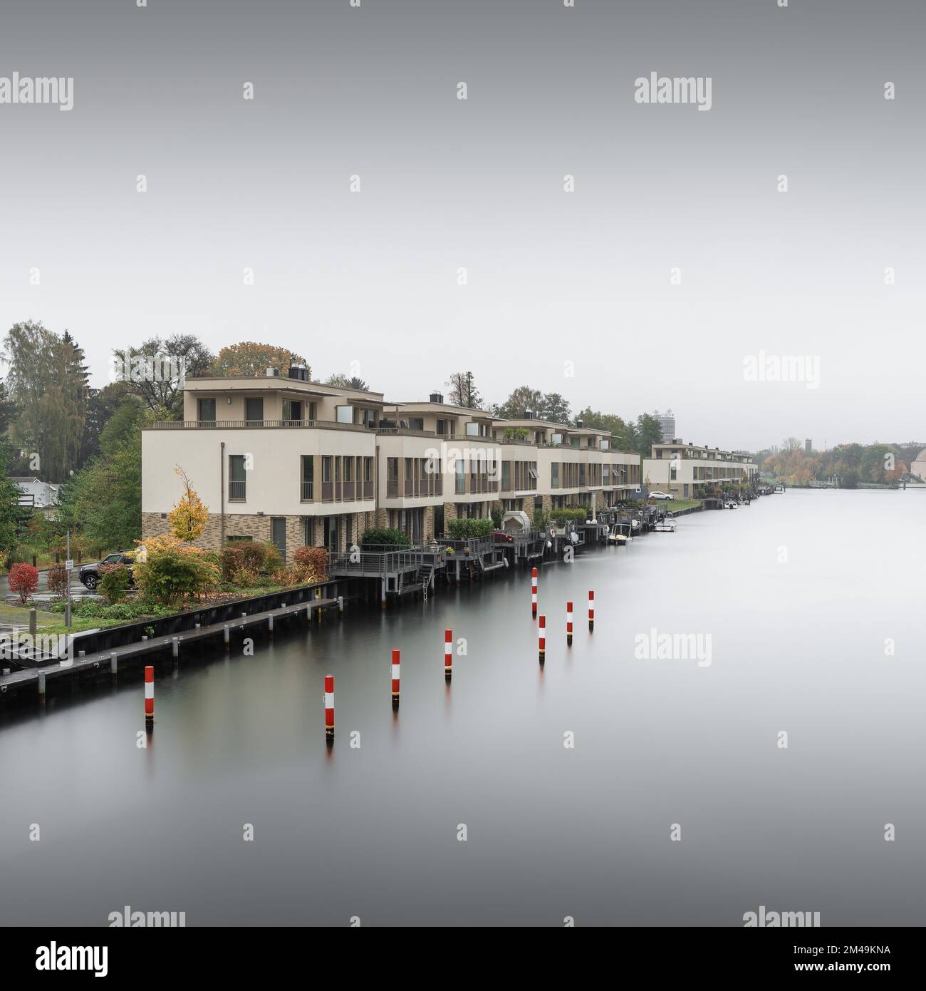 Vista dell'isola di Humboldt dal ponte Tegel di Berlino Tgel, Germania Foto Stock