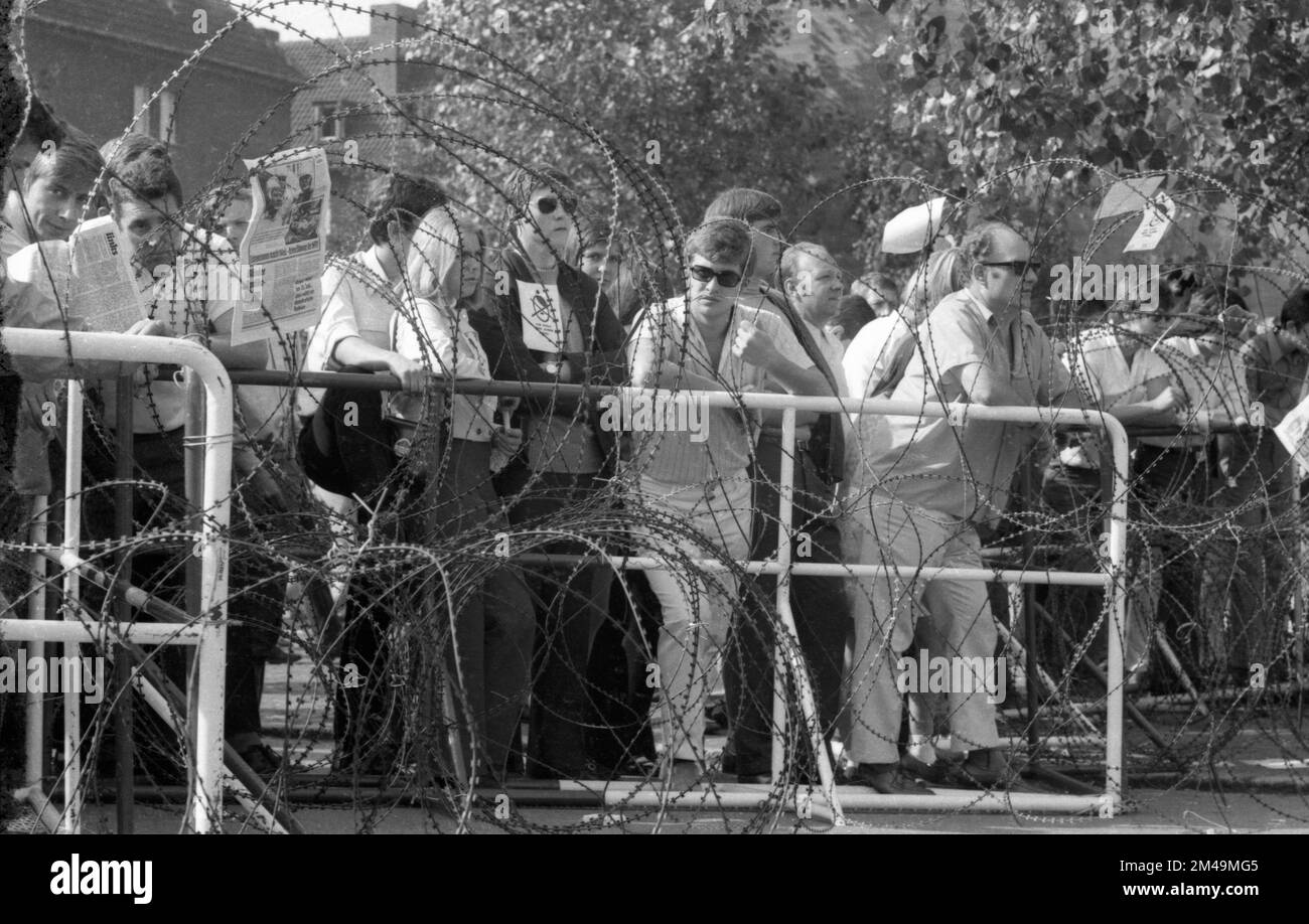 Nella campagna elettorale per le elezioni del Bundestag del 1969, ha partecipato anche il neo-nazista NPD, qui con un raduno a Dortmund nel 1968; la polizia ha avuto Foto Stock