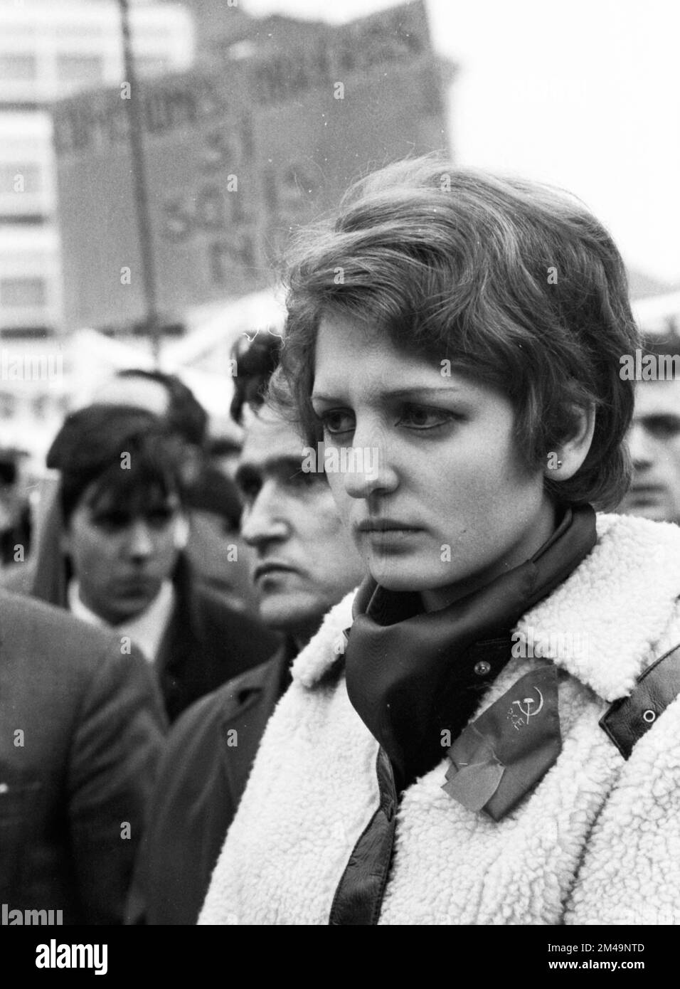 I lavoratori ospiti spagnoli e gli studenti tedeschi hanno manifestato a Bonn nel 1970 contro l'oppressione della dittatura Franco, in Germania Foto Stock
