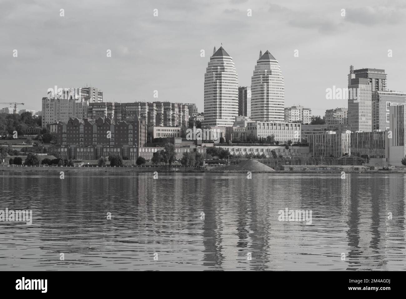 città centrale argine vista fiume dnipro città Foto Stock