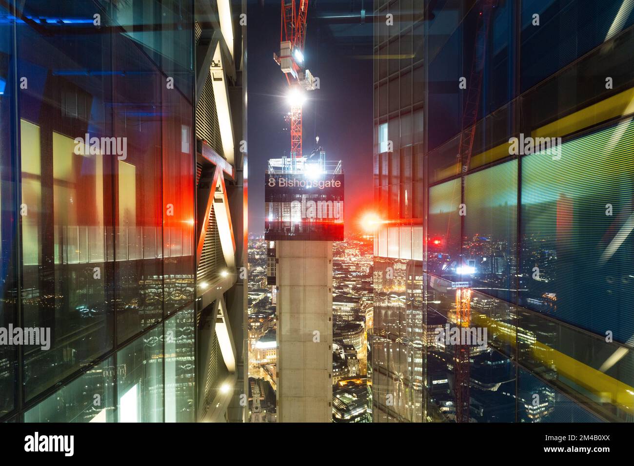 8 Bishopsgate, City of london di notte, vista dall'edificio leadenhall Foto Stock