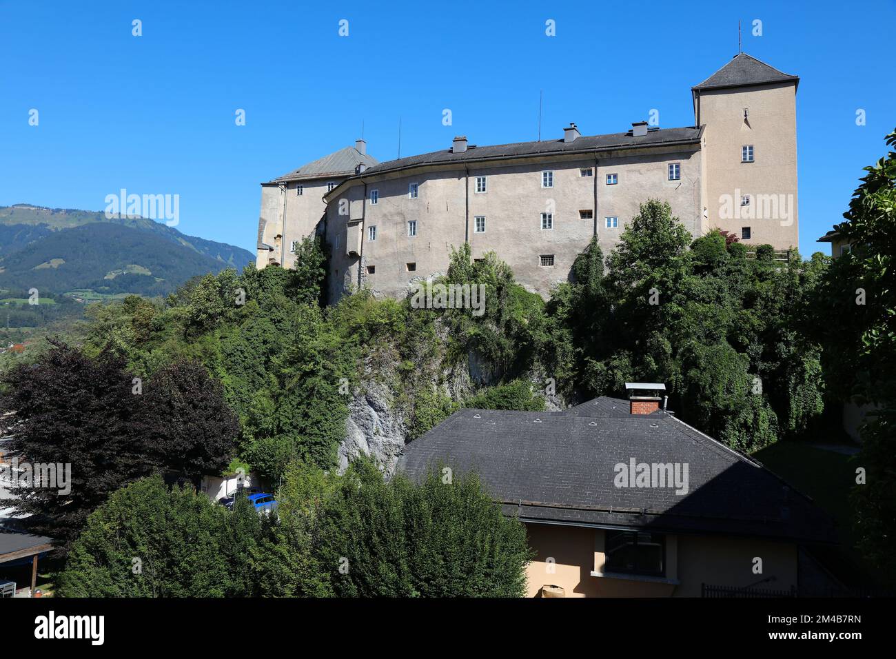 Simbolo dell'Austria. Il castello di Golling an der Salzach, nello Stato di Salisburgo. Foto Stock