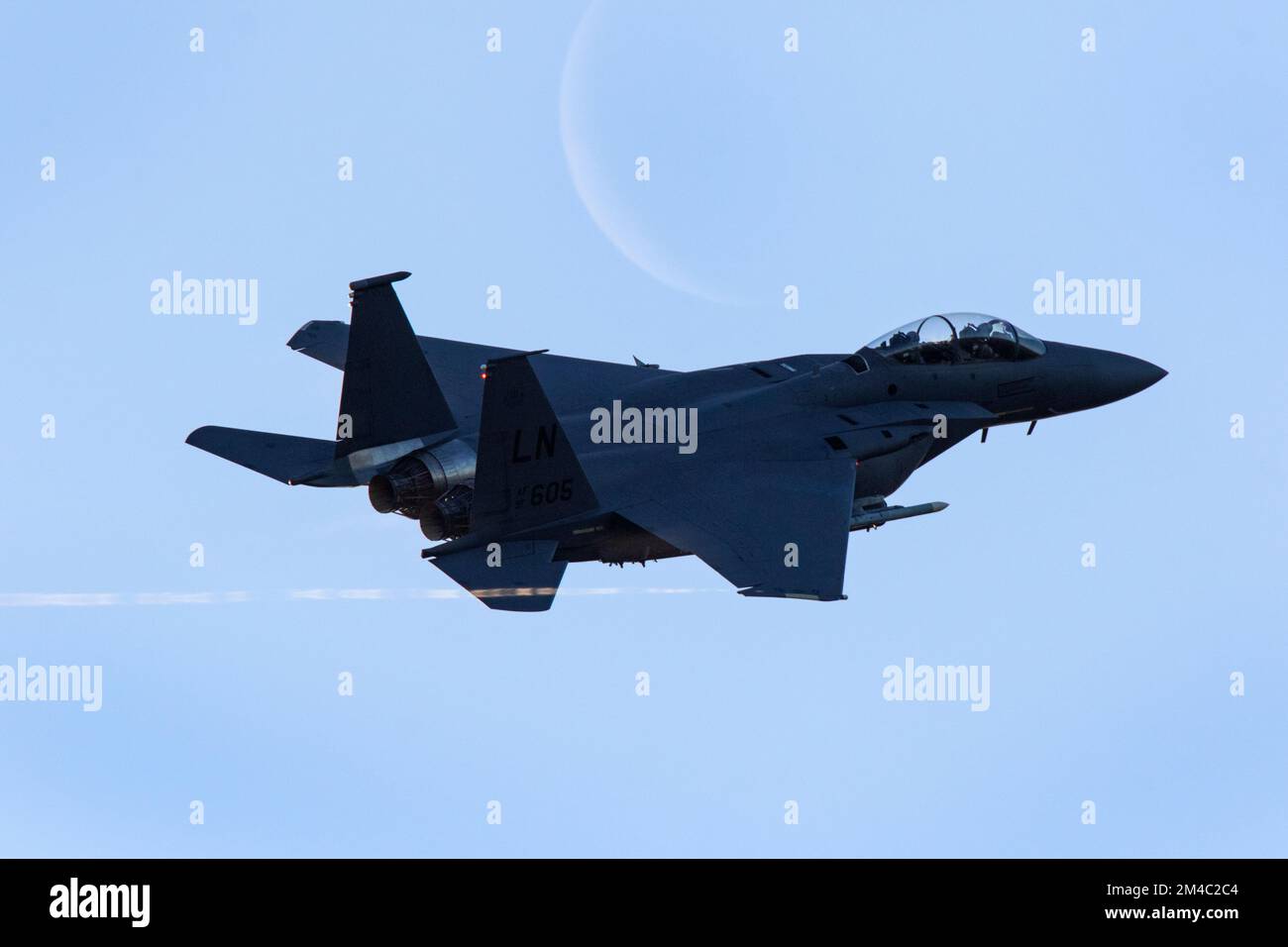 F-15E Strike Eagle Takoff, Runway 24 RAF Lakenheath, 20 dicembre 2022 a RAF Lakenheath nel Regno Unito Foto Stock