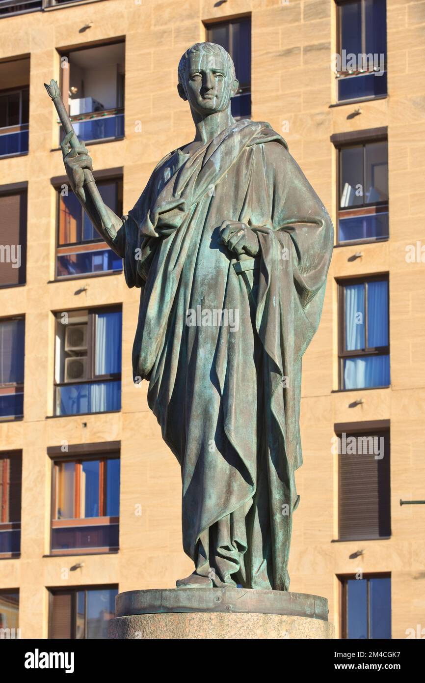 Statua in bronzo di Giuseppe Bonaparte (1768-1844), fratello di Napoleone i (1769-1821) ad Ajaccio (Corse-du-Sud) sull'isola di Corsica, Francia Foto Stock