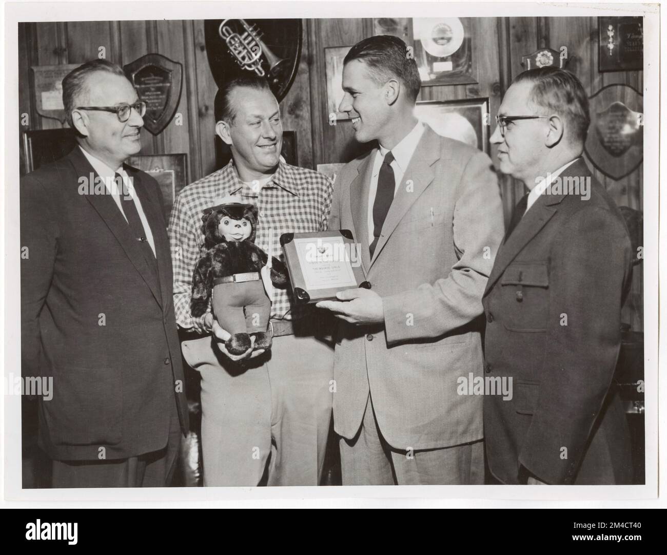 Programma CFFP radio/TV - tutti gli stati. Fotografie relative alle foreste nazionali, alle pratiche di gestione delle risorse, al personale e alla storia culturale ed economica Foto Stock