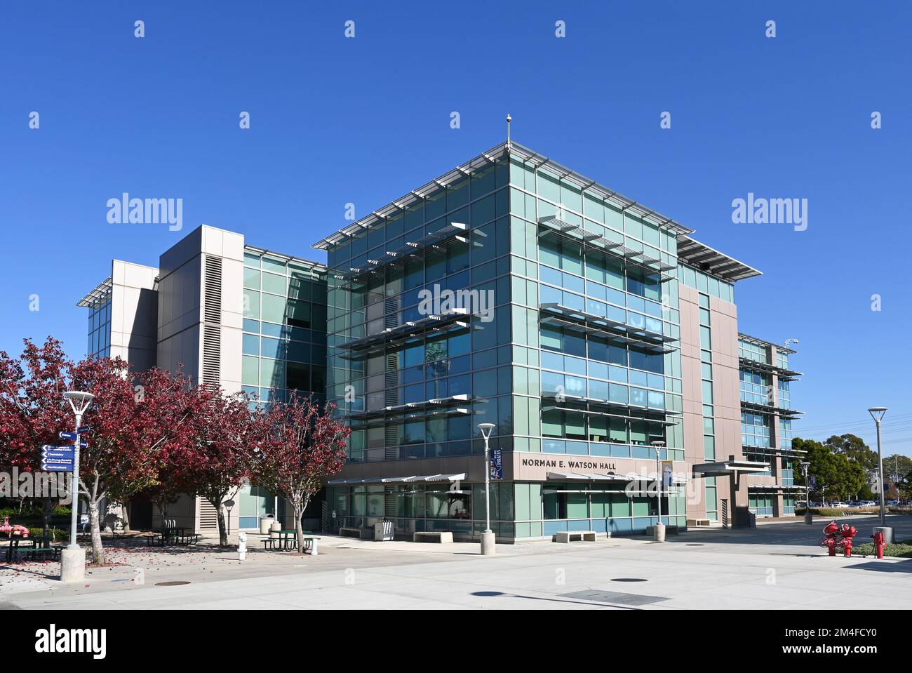 COSTA MESA, CALIFORNIA - 19 DEC 2022: The Norman Watson Hall on the Campus of Orange Coast College, OCC. Foto Stock