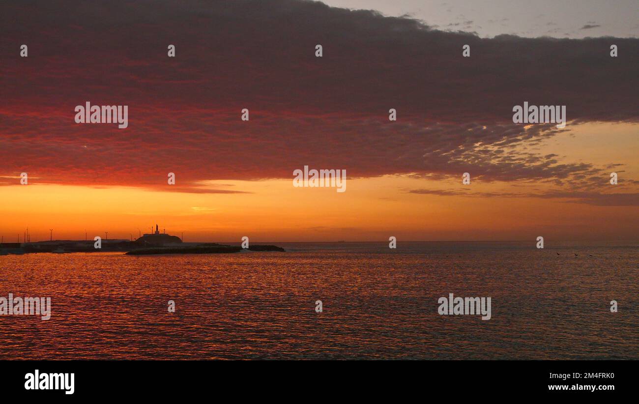 Tramonto sulla spiaggia di Arica, Cile Foto Stock