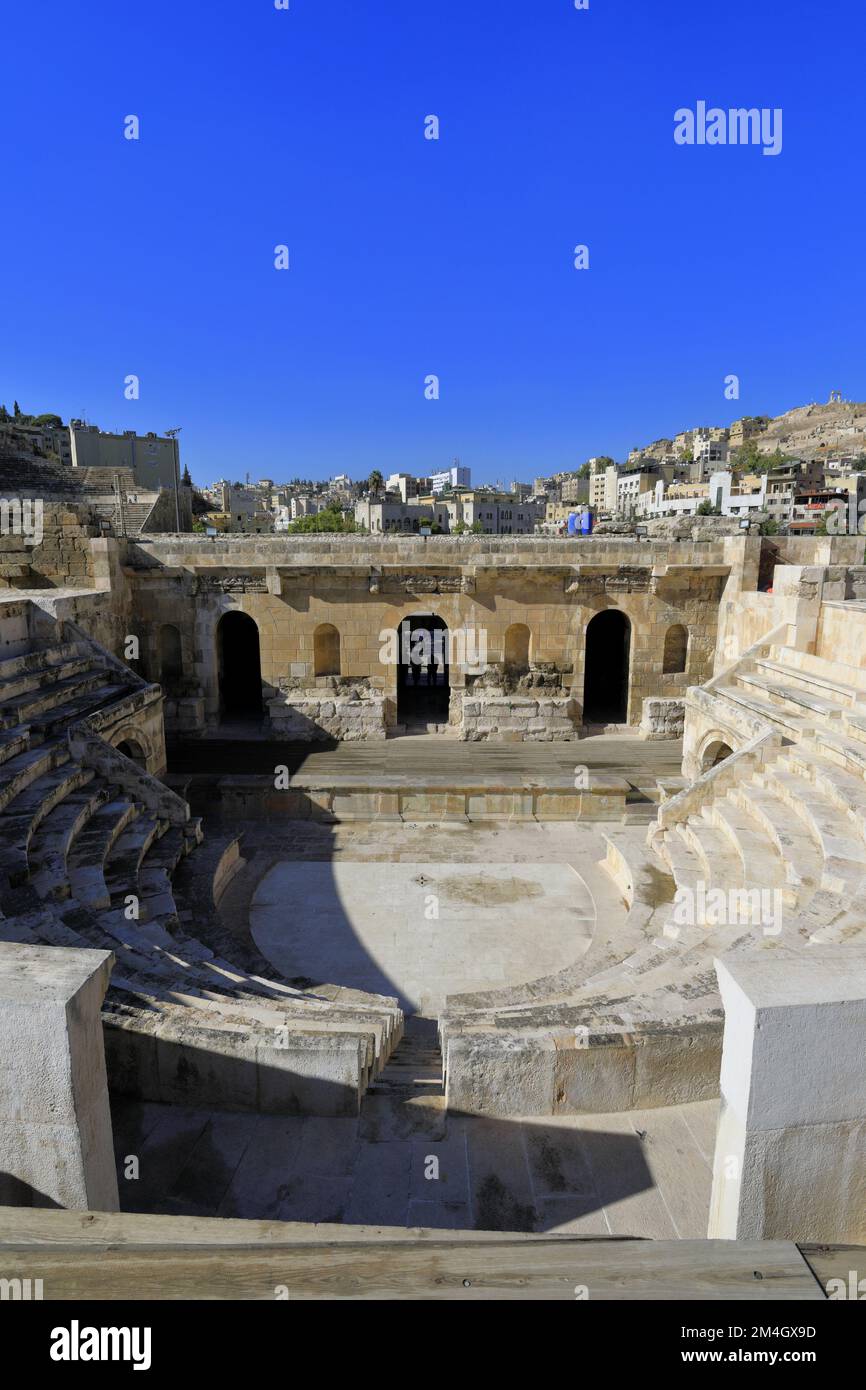 Vista sul teatro Odeon, Hashemite Plaza, Amman City, Giordania, Medio Oriente Foto Stock