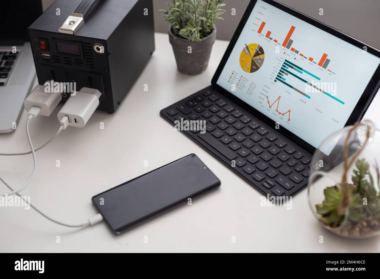 stazione di ricarica portatile, tecnologia di alimentazione Foto Stock