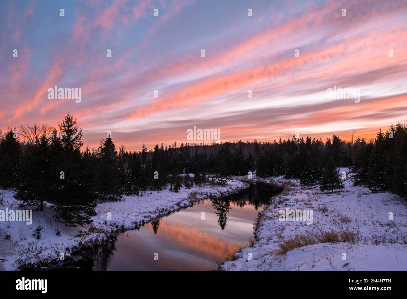 Junction Creek al tramonto in inverno, Greater Sudbury, Ontario, Canada Foto Stock